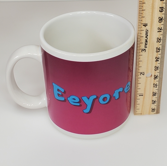 Winnie the Pooh Eeyore mug - Picture 5 of 7